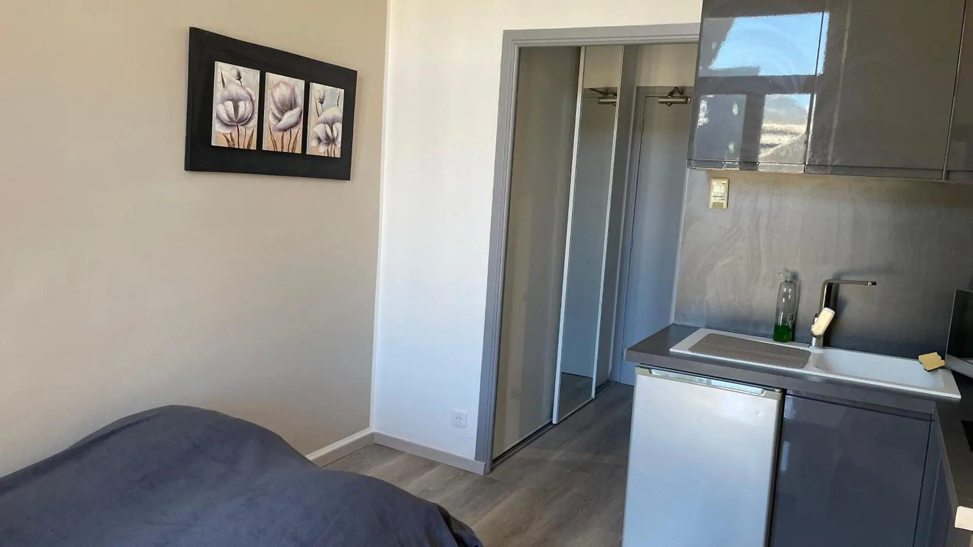 Superbe Appartement En Plein Centre Ville De Nice! 0*, Nizza Francia