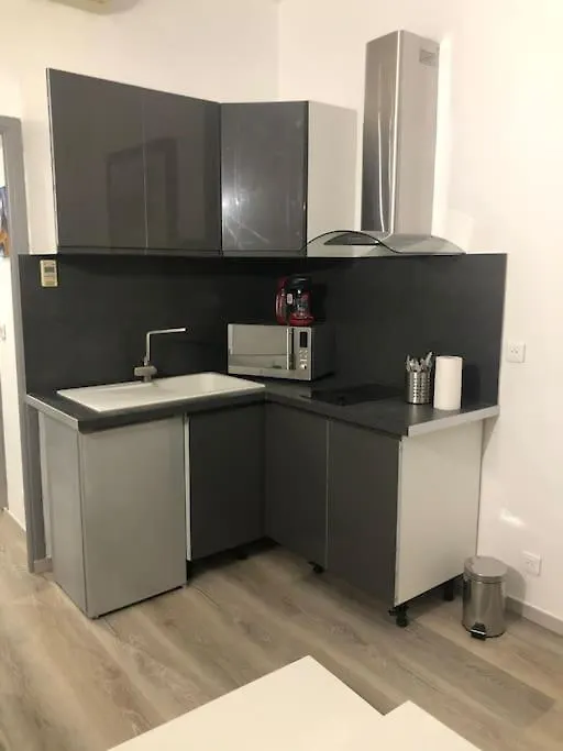 Superbe Appartement En Plein Centre Ville De Nice! 0*, Nice